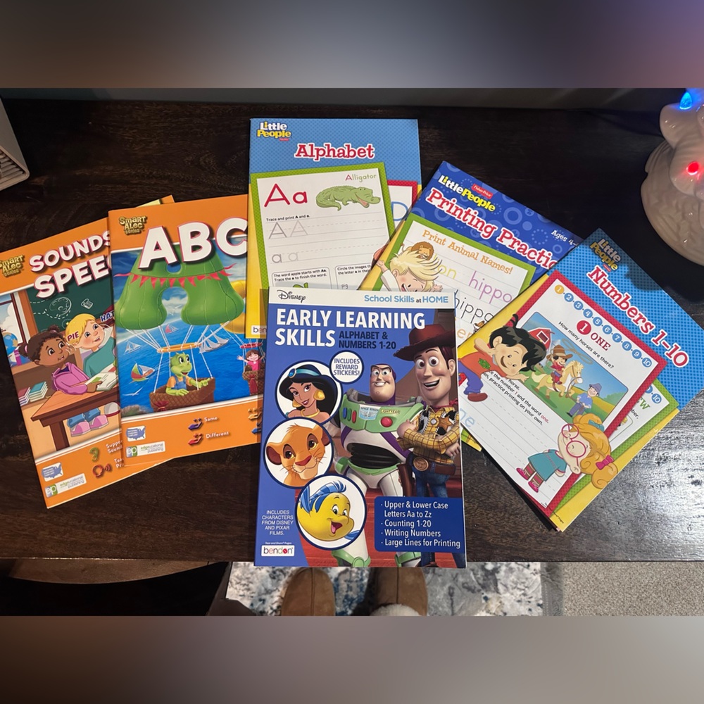 Lot of Little people & Disney Early Learning Skills Workbook Set of 6